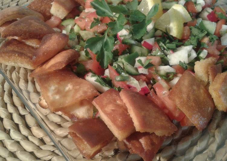 How to Prepare Speedy Fattoush