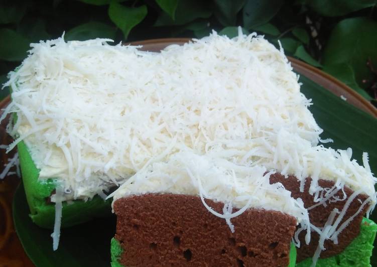 Resep: Brownis kukus coklat pandan yang Nikmat