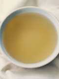 Brodo vegetale aromatico per tutti gli usi