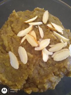 चिकपिस/छोले हलवा (chole halwa recipe in marathi) रेसिपी चे मुख्य फोटो