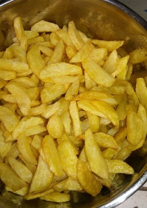 A picture of Chips 🍟.