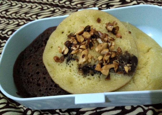 Cara bikin Martabak mini ala2 dorayaki 😘(eggless) Cara bikin Martabak mini ala2 dorayaki 😘(eggless)