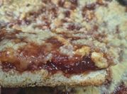 Una foto de naranja crumble