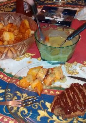 Una foto de Papas bravas con salsa alioli