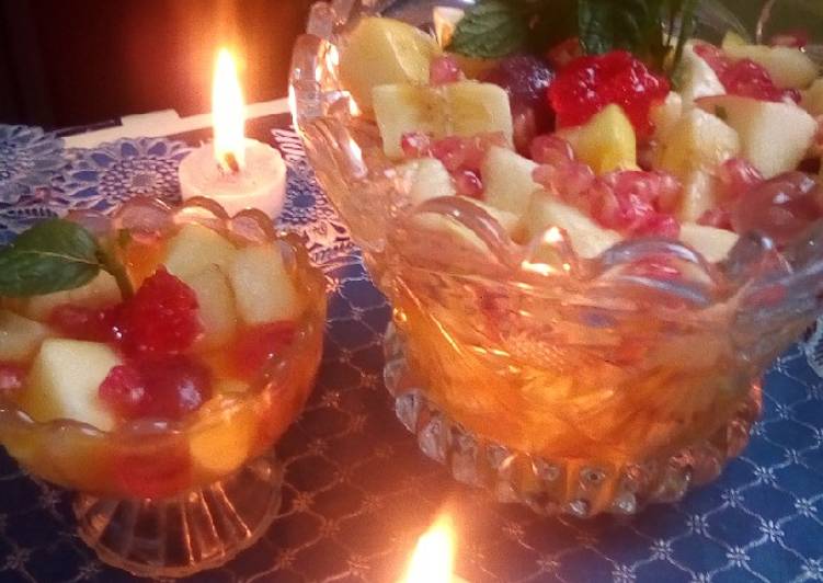 طعاملذيذ سلطة فواكه 🍓🍒 منعشة 🍑 لذيذة 🍐وسهلة التحضير 🥝🍌🍎🍇 لذيذجدًا: سلطة فواكه 🍓🍒 منعشة 🍑 لذيذة 🍐وسهلة التحضير 🥝🍌🍎🍇