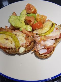 Una foto de Cena ligera en diez minutos