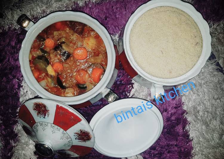 Legume soup and couscous