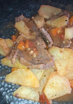Una foto de Bifes a la criolla a mi manera (delicioso)