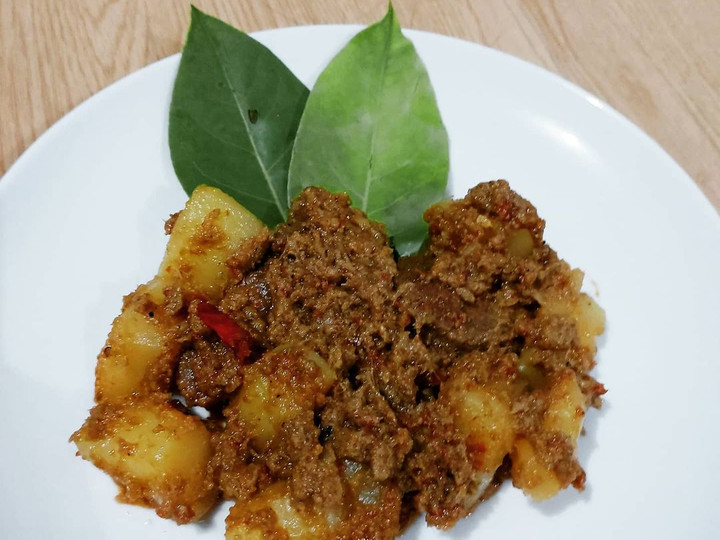 Resep: Rendang Daging Sapi + Kentang Gampang