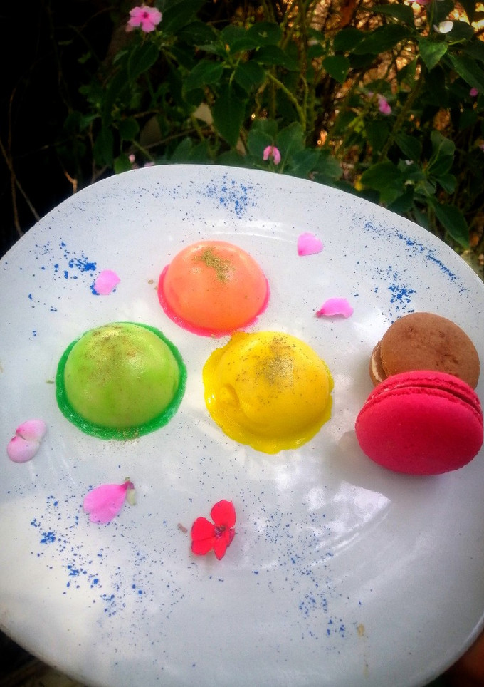 Una foto de Colorido mousse. 👨‍🍳🌈