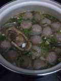 Baso kuah tulang sumsum dan tetelan sapi
