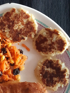 Una foto de Arepas de coliflor