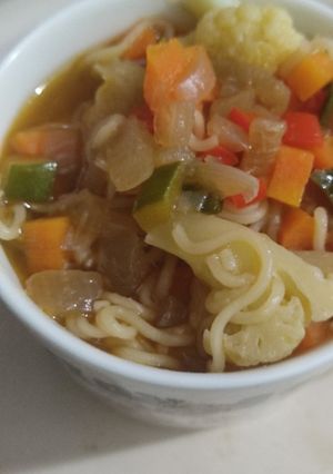 Una foto de Ramen vegano express