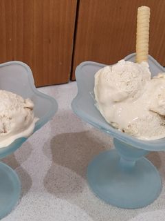 Una foto de Helado de turrón sin heladera