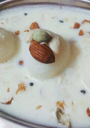 A picture of Special Rasmalai.