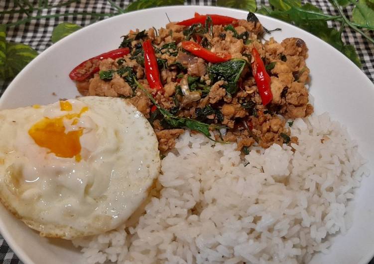 Siap Saji Ayam Kemangi Pad Kra Pao Ala Restoran