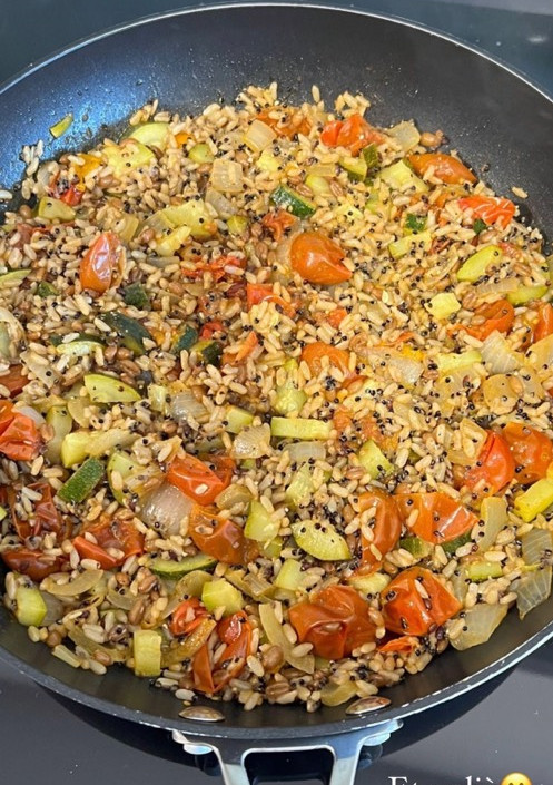 Una foto de Arroz con verduritas