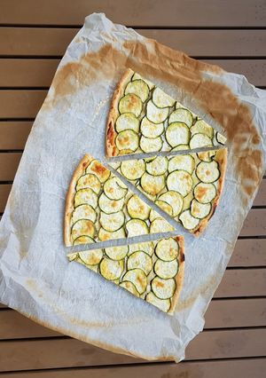 Une photo de Tarte fine aux courgettes