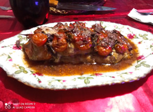 Foto principal de Brazo de solomillo con vino rosado