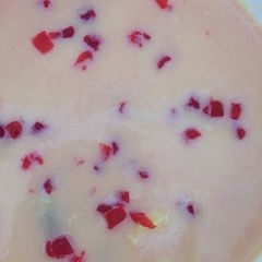 A picture of Tutti fruity custard.