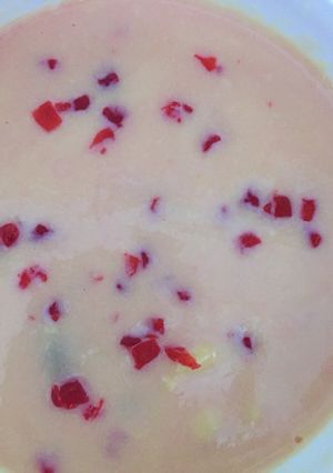 A picture of Tutti fruity custard.
