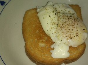 Una foto de Huevos pochados