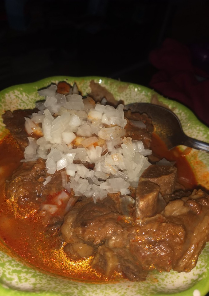 Una foto de Birria de Res estilo Jalisco Fácil
