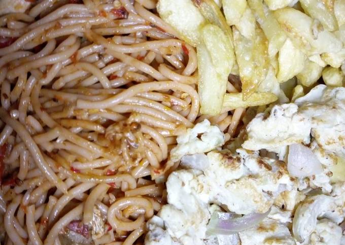 Recipe of Super Quick Homemade Supergetti wit chips and egg