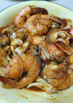 A picture of Sambal Seafood.