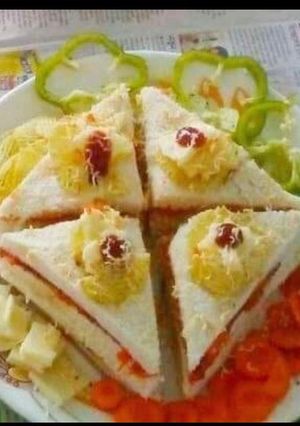 A picture of Vegetable sandwich.