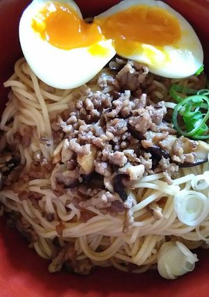 รูปของ บะหมี่เม็นสึยุน้ำมันงา 油そば風そうめん(อะบุระโซะบะฟูโซเม็ง)🍜👍