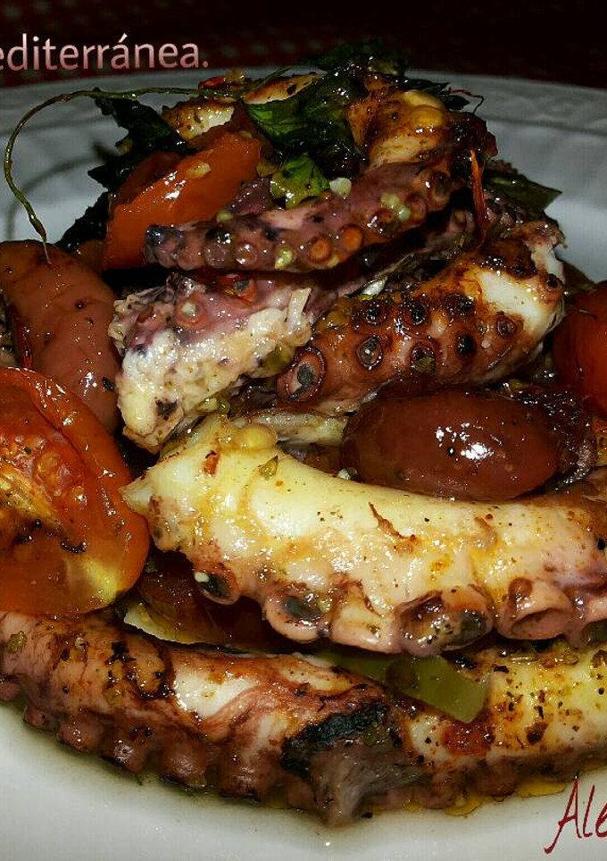Una foto de Pulpo a la mediterránea picante