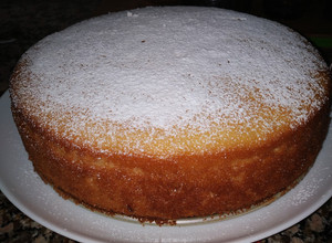 Una foto de Torta de limón 🍋, fácil, rica, esponjosa y económica, que más? 😋