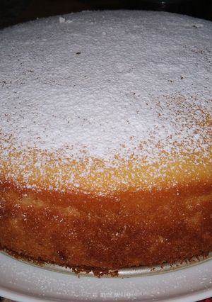 Una foto de Torta de limón 🍋, fácil, rica, esponjosa y económica, que más? 😋