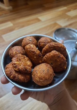 A picture of Falafal.