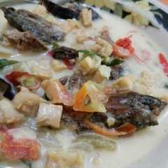 A picture of Ikan Tongkol Masak Santan.