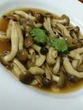เห็ดโคนผัดน้ำมันหอย