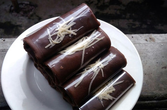 Resep Dadar Gulung Coklat isi Vla Pisang+keju Yang Enak