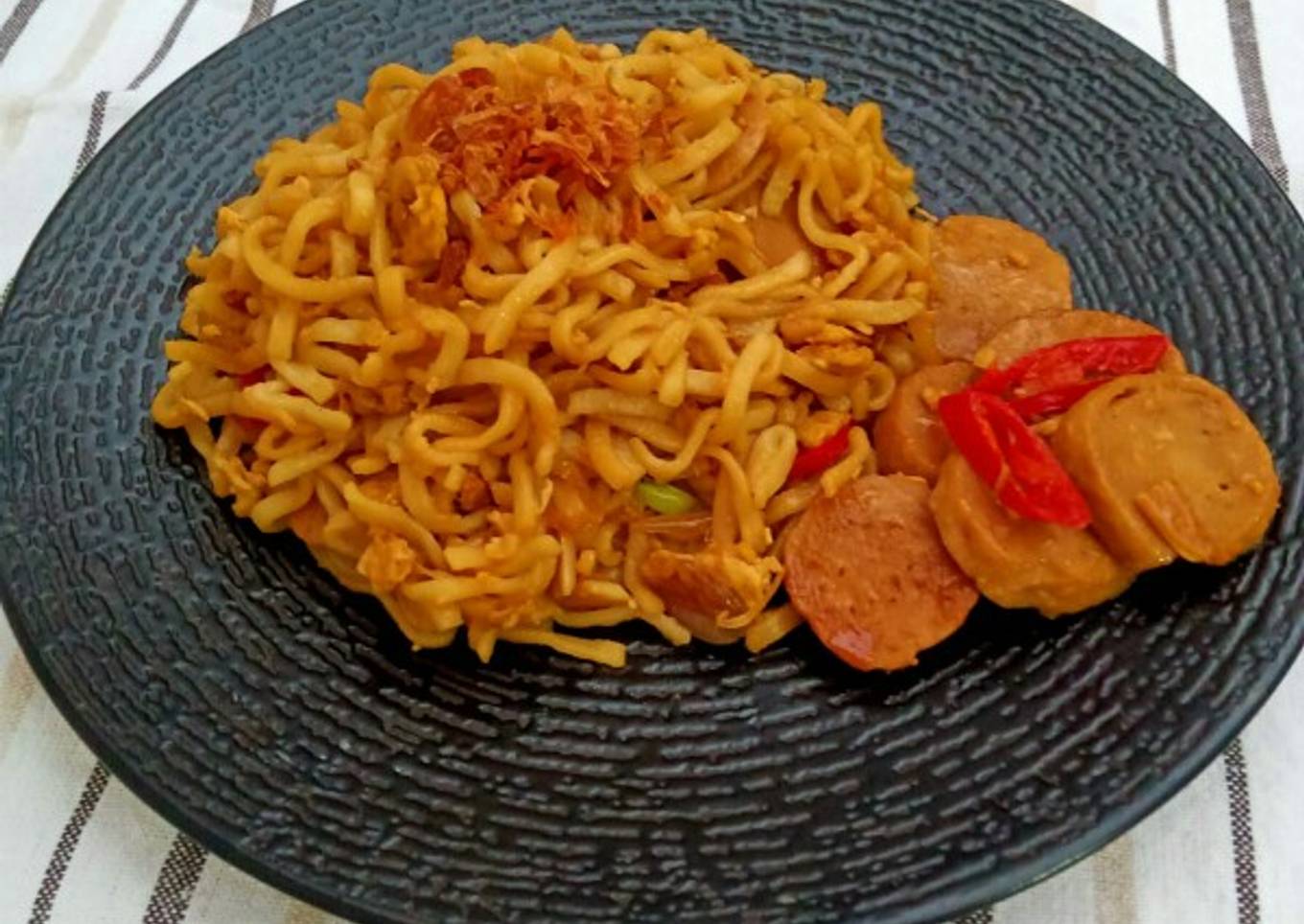 490. Mie Goreng Bakso (bumbu iris)