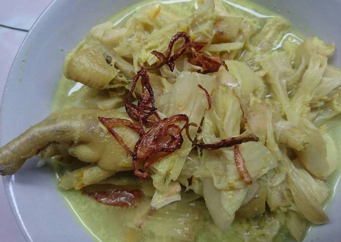 Resep: Ketewel (Nangka Muda) bumbu kuning + ceker Ekonomis