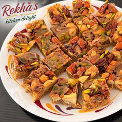 A picture of Royal Nut & Kataifi Bites.