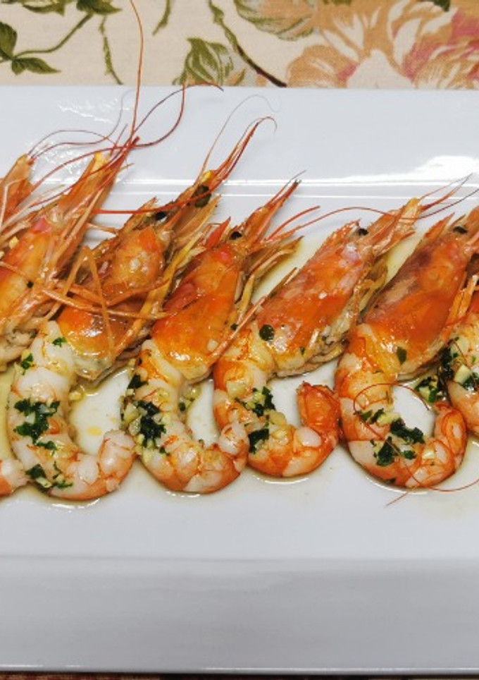 Una foto de Gambones al horno