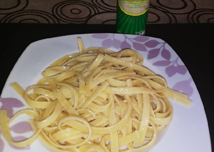 Spaguetti a la mantequilla