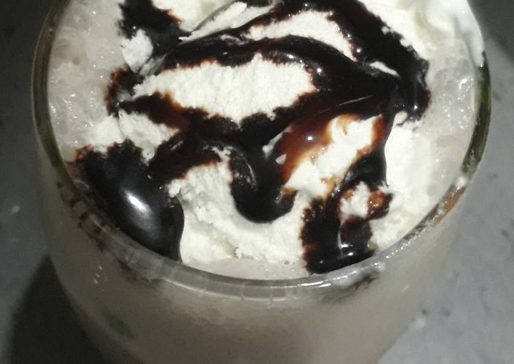 Chocolate vanilla shake