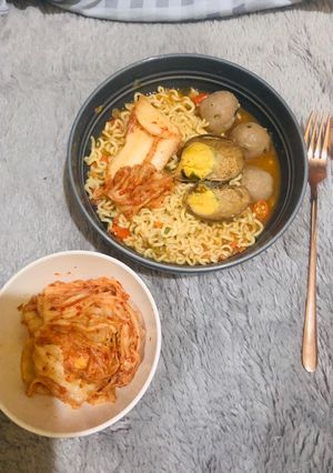 Foto resep Ramyeon Kimchi (pakai bahan instan semua)