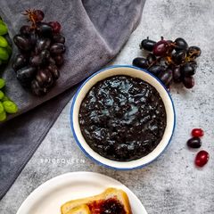 A picture of Black Grapes Jam.