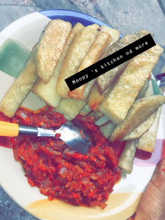 Soyayyiyar doya da sauce ainihin hoton girkin