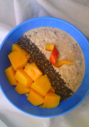 A picture of Mango Chia Overnight Oats.