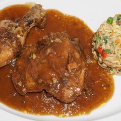 A picture of Orange Chicken.