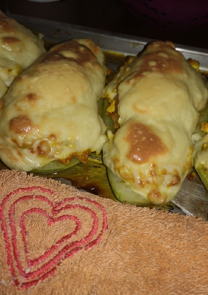 Una foto de Calabacines rellenos de carne